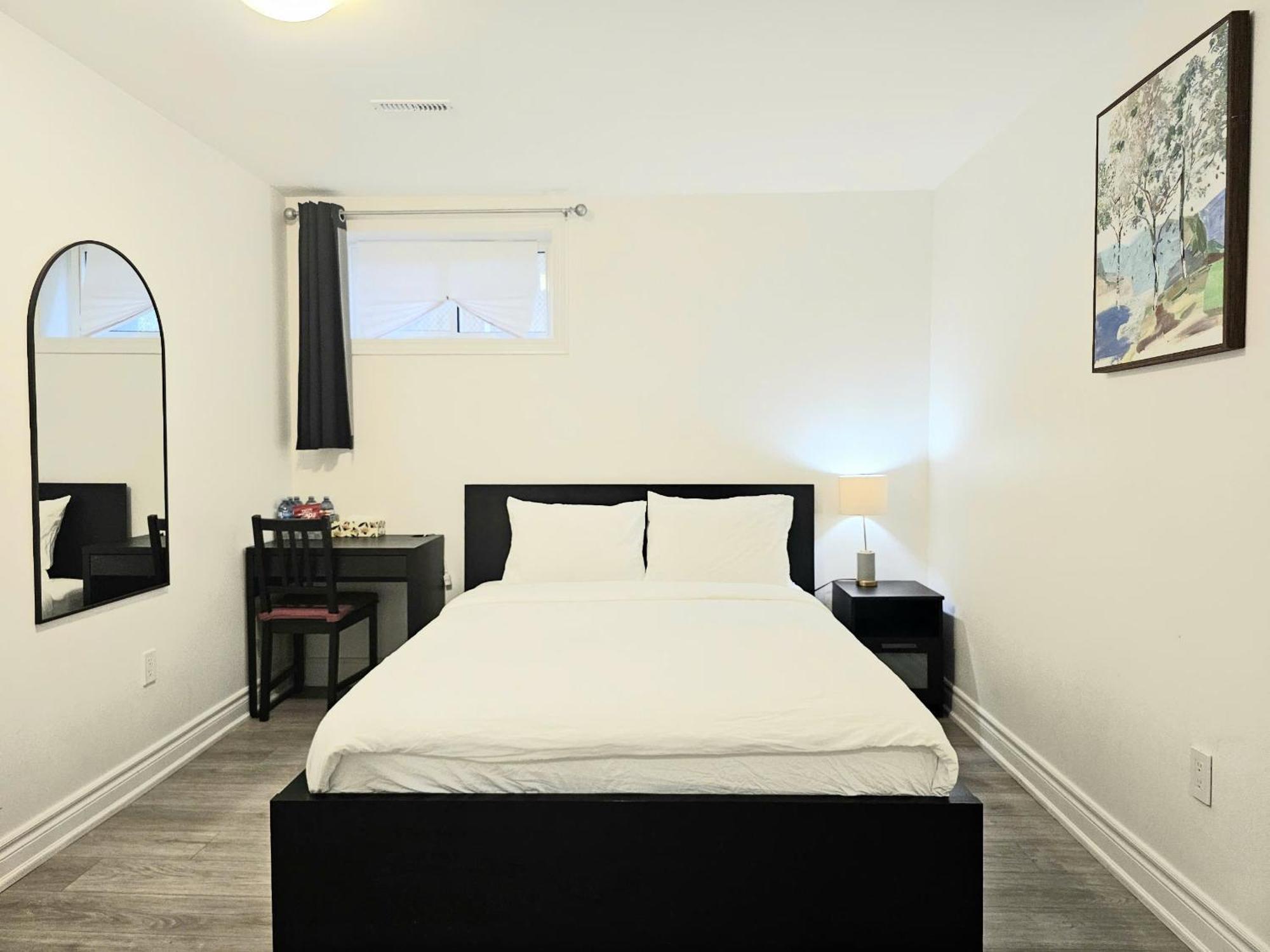 A Home Away Toronto Exterior foto